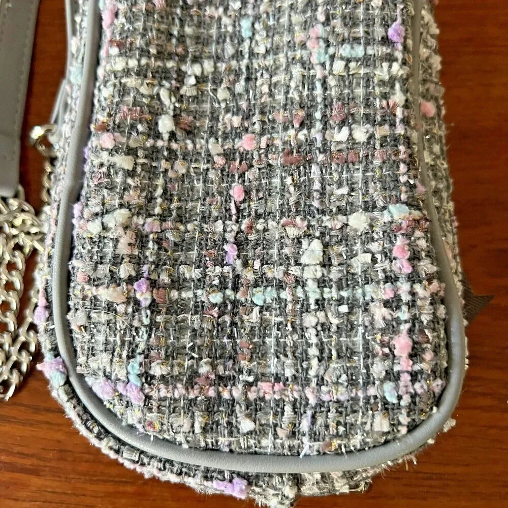 Crossbody Bag Ah-Dorned Taylor Tweed Grey White Pink NWT Camera Bag Chain